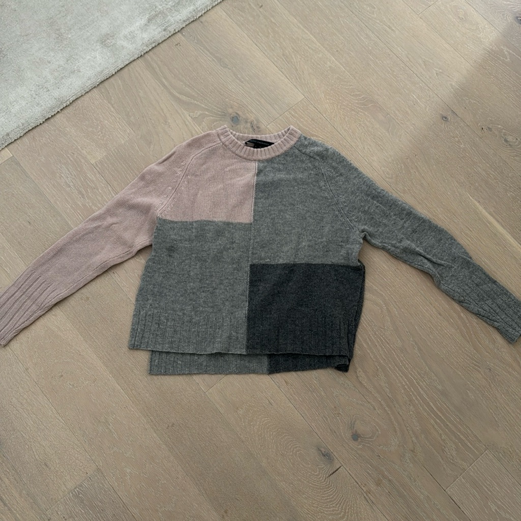 Skull Cashmere Sweater